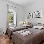 Chateau Hermitage De Combas Apartahotel 4*