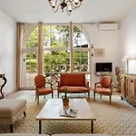 Apartahotel Chateau Hermitage De Combas 4*