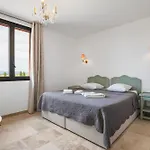 Aparthotel Chateau Hermitage De Combas