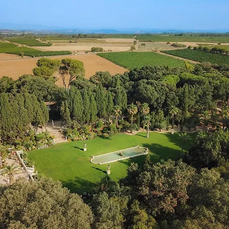 Apartmanhotel Chateau Hermitage De Combas 4*