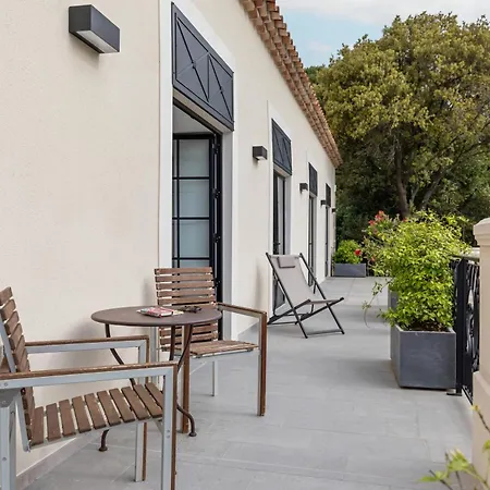 Aparthotel Chateau Hermitage De Combas