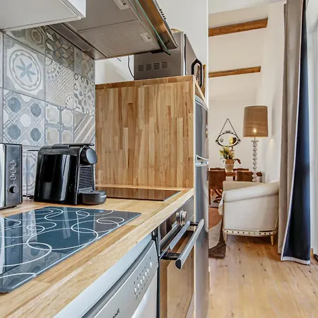 Chateau Hermitage De Combas Apartmanhotel