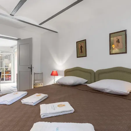 Aparthotel Chateau Hermitage De Combas