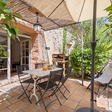Aparthotel Chateau Hermitage De Combas 4*