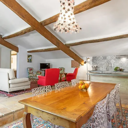 Aparthotel Chateau Hermitage De Combas 4*