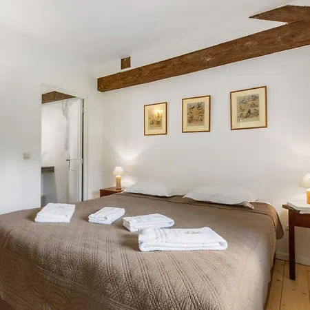 Chateau Hermitage De Combas