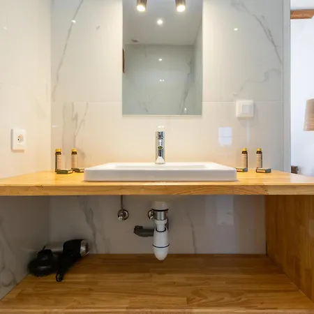 Chateau Hermitage De Combas Servian