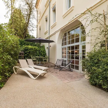 Chateau Hermitage De Combas 4*