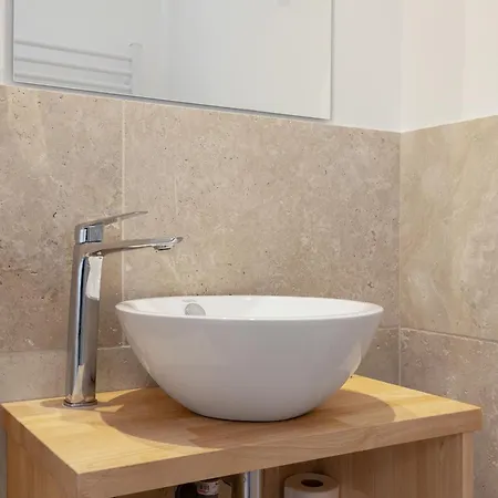 Chateau Hermitage De Combas Apartmanhotel