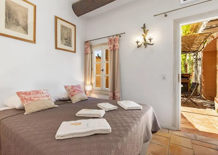 Lägenhetshotell Chateau Hermitage De Combas Servian