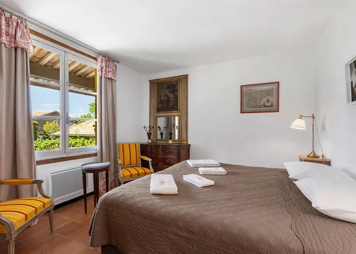 Lägenhetshotell Chateau Hermitage De Combas Servian